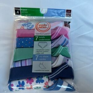 Wonder Nation Girls 7 Perfect Pairs 7 Briefs size 4 and 7 Socks  Size 6-10.5 NWT
